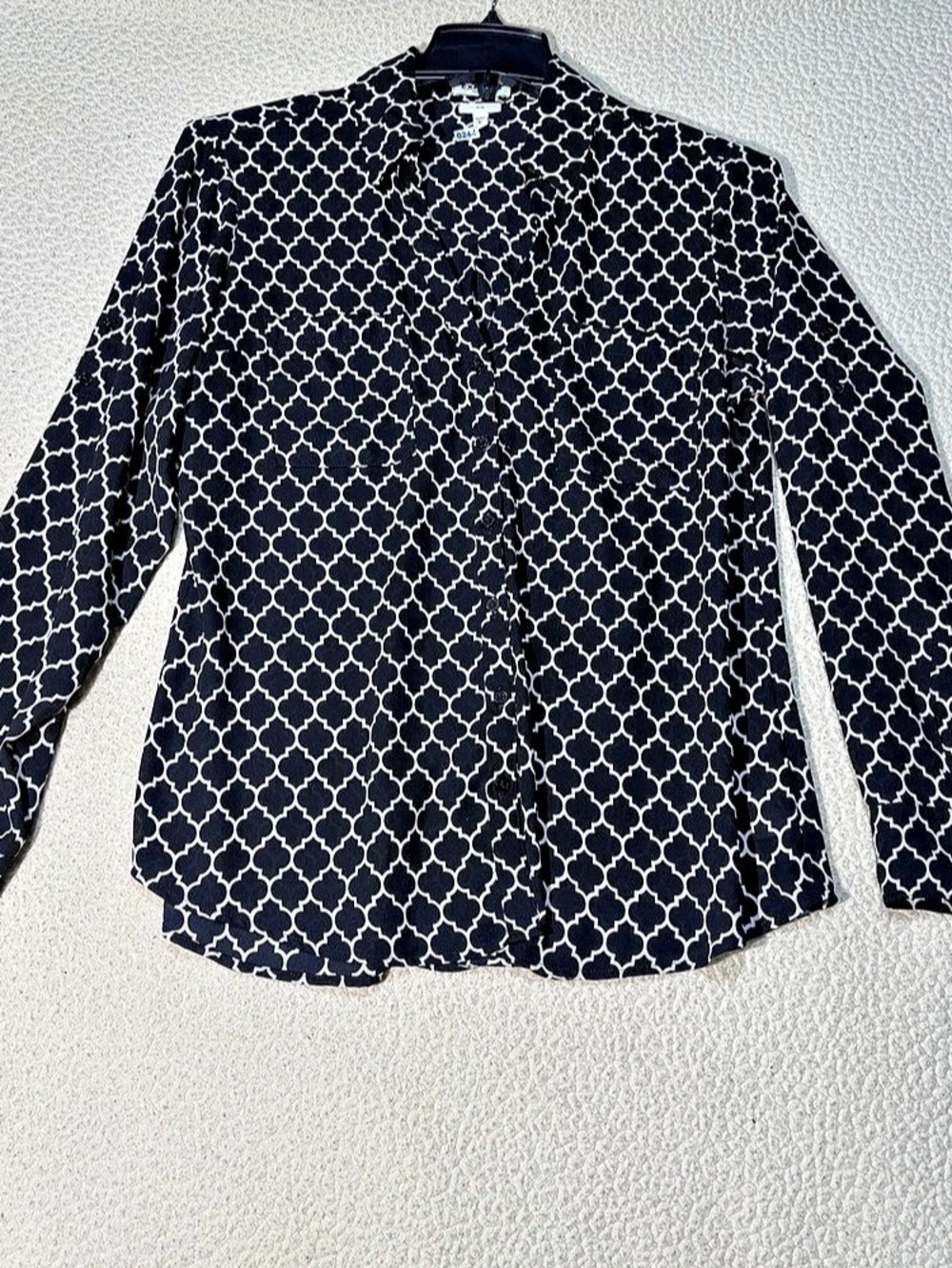 Express Geometric Button Down in Black & White Large Like New